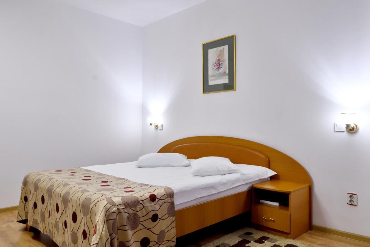 Hotel Select Tulcea Eksteriør bilde