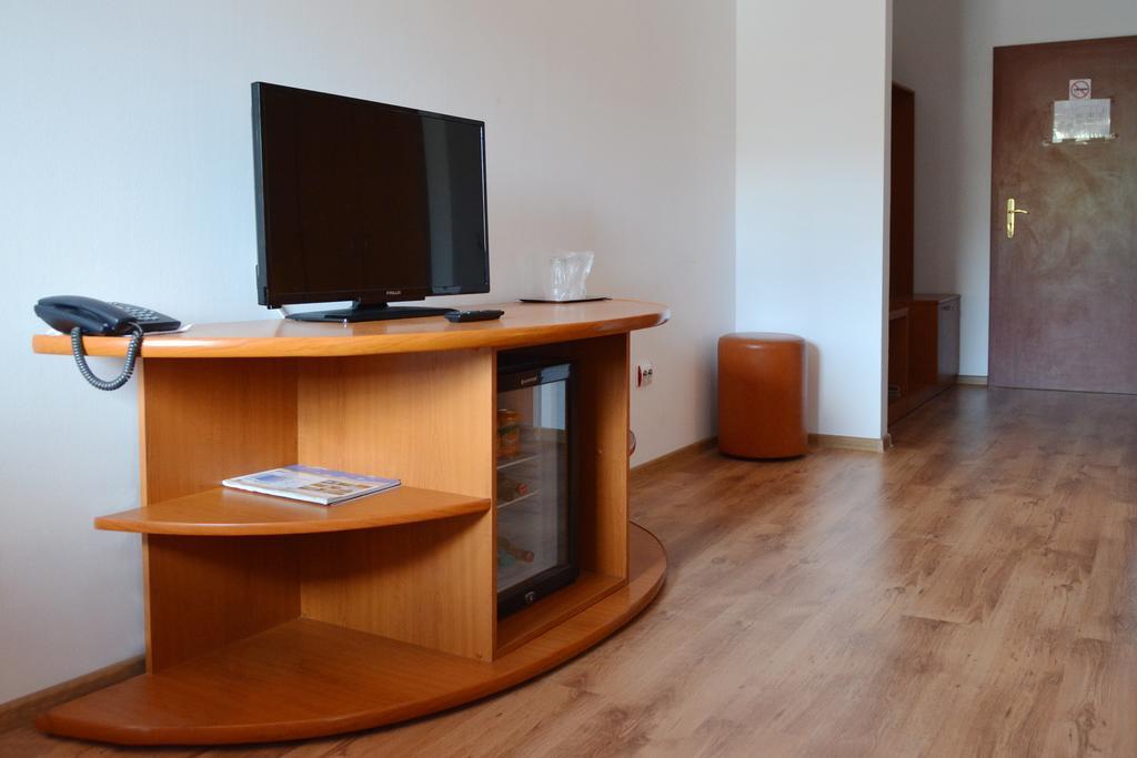 Hotel Select Tulcea Eksteriør bilde