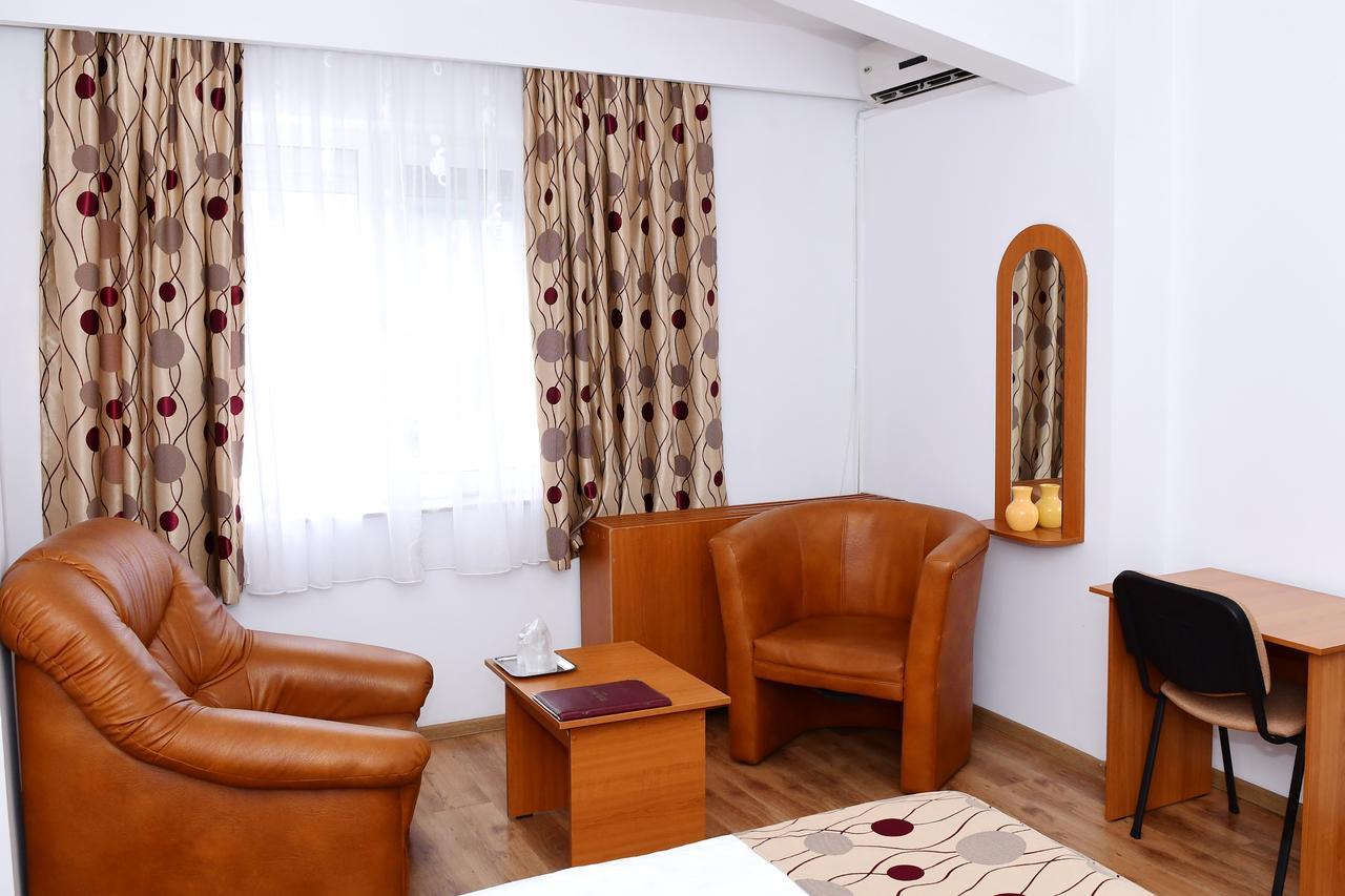 Hotel Select Tulcea Eksteriør bilde
